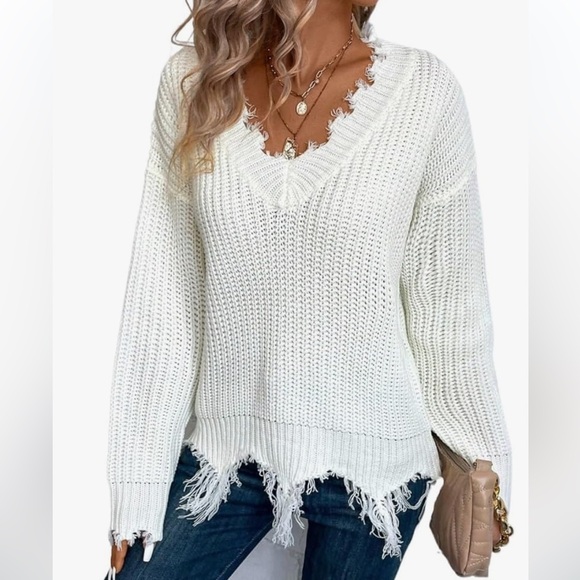 Leani Boutique Pullover Distressed Knit Sweater - Picture 2 of 12